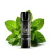 Elfa Pods Menthol von Elfbar – Nahaufnahme eines schwarzen Pods vor frischen Minzblättern, ideal zur Darstellung des kühlenden Mentholgeschmacks.